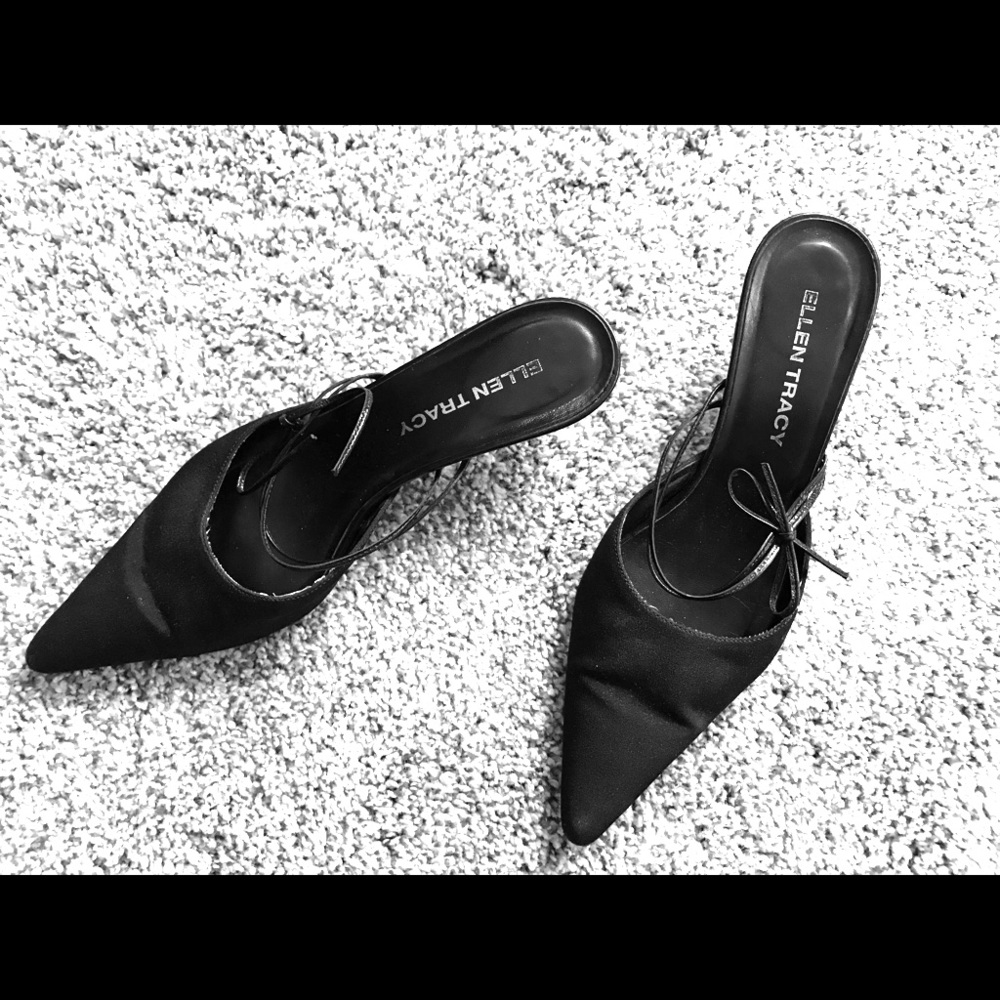 Dress shoes